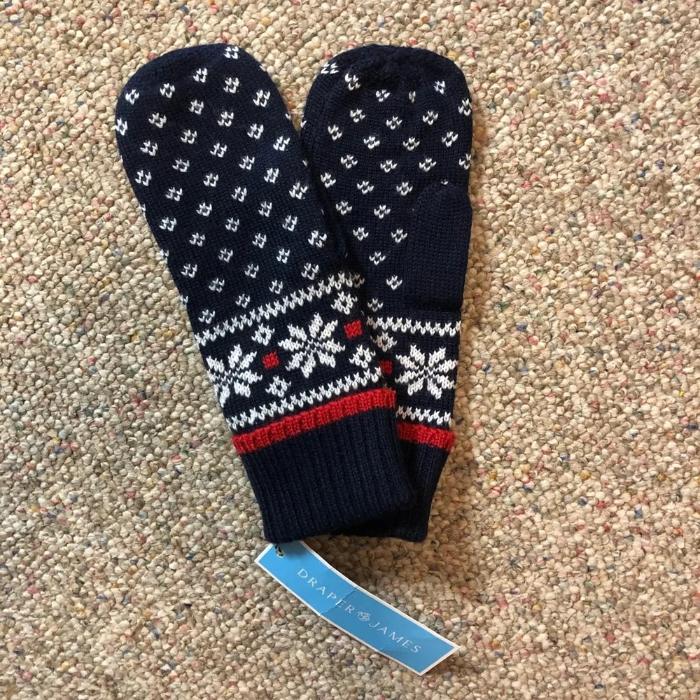 🆕 Draper James Fair Isle Mittens Nassau Navy